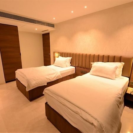 Hotel Anupam Residency Mumbai Ngoại thất bức ảnh